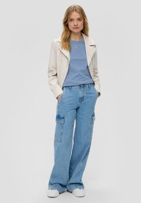 s.Oliver MIT LOGOPRINT - T-shirt basic - blassblau