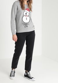 Vero Moda Sweater - mottled light grey