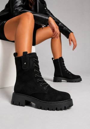 Day Vine, DAY VINE STIEFELETTE STIEFELETTE - Stivaletti con plateau - schwarz