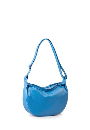 Blaue Leder Schultertasche mit runder Form und glatter Textur. Verfügt über einen einzelnen verstellbaren Schulterriemen und subtile Nähdetails.