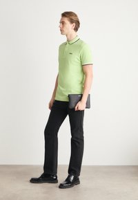 BOSS PADDY - Pólóing - open green