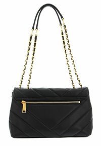 Sac à main en cuir noir matelassé avec une poche zippée et des accessoires en métal doré. Doté d'une bandoulière double en chaîne avec des accents en cuir.