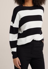 WE Fashion Stickad tröja - black