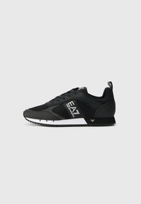 Unselected, black/white
