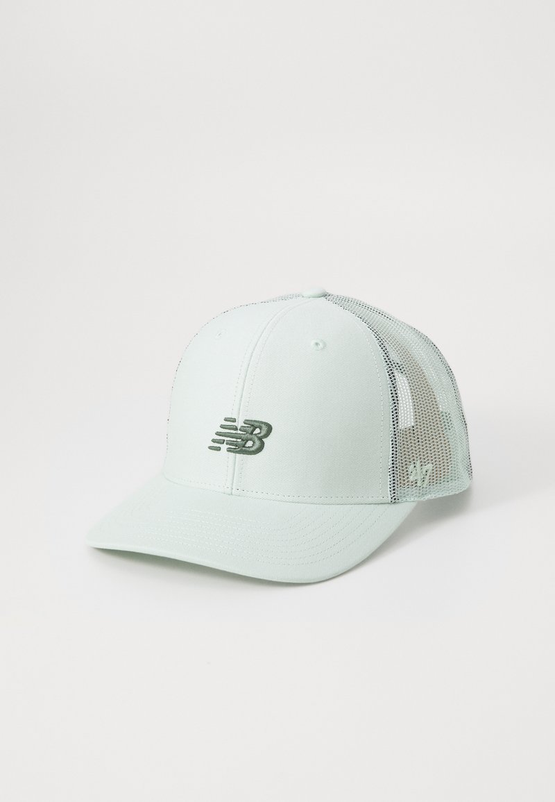 Casquette de baseball vert clair avec une visière incurvée, un dos en maille et un logo brodé vert foncé à l'avant. Sangle réglable à l'arrière.