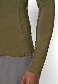 adidas Performance TECHFIT TRAINING - Bluzka z długim rękawem