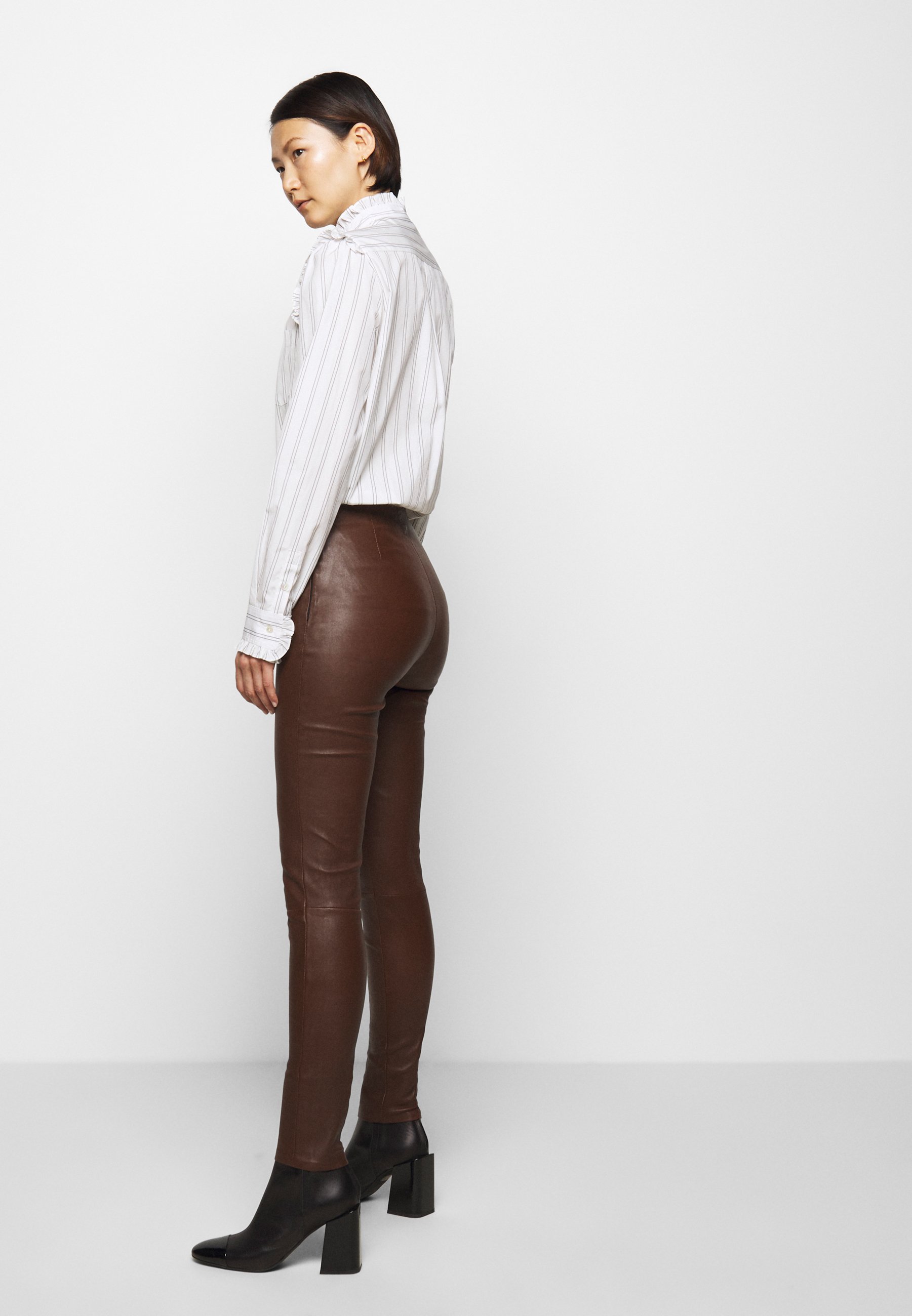 STUDIO ID LENA Skinnbukser brownbrun Zalando.no STUDIO ID LENA Skinnbukser brownbrun Zalando.no