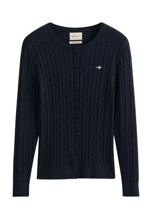 Marineblå kabelstrikket knappet cardigan med lange ermer og liten brodert logo på venstre bryst.