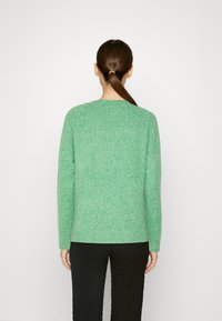 Vero Moda VMDOFFY - Džemperis - bright green melange