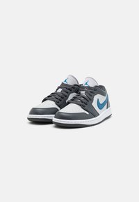 Jordan AIR JORDAN 1 LOW - Tenisice - anthracite/industrial blue/neutral grey/white