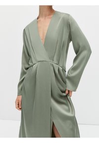 Massimo Dutti Sukienka letnia