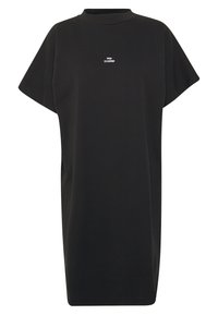 Robe noire oversize à manches courtes avec un col haut et un petit logo blanc "WON HUNDRED" centré sur la poitrine.