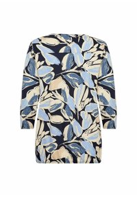 Bloemmotief jurk met 3/4 mouwen, voorzien van grote blauw en crème bladeren op een marineblauwe achtergrond, gemaakt van zachte stof.