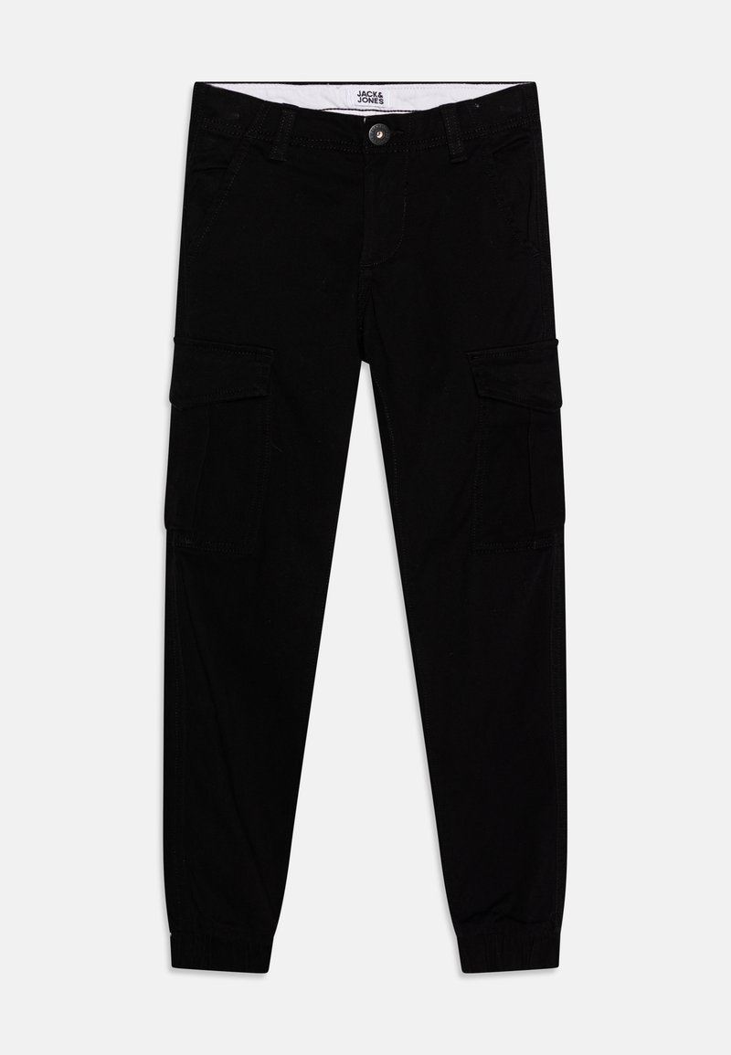Pantalons cargo noirs présentant un design fuselé, des poignets élastiques, plusieurs poches latérales et une fermeture à bouton classique. Fabriqués en tissu durable.