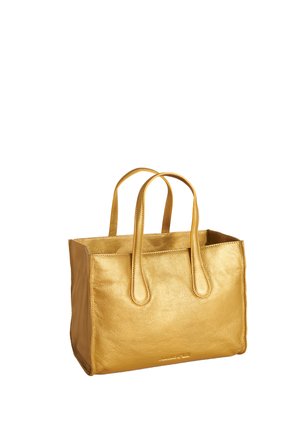 Goldene Ledertasche mit zwei Griffen und rechteckiger Form, dargestellt vor weißem Hintergrund.