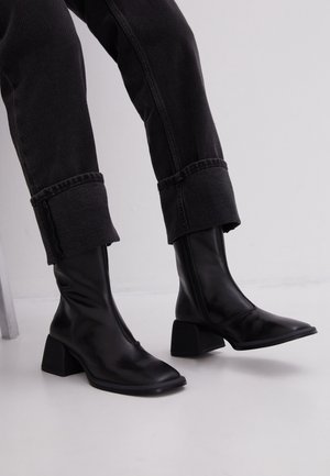 Lage laarzen - black