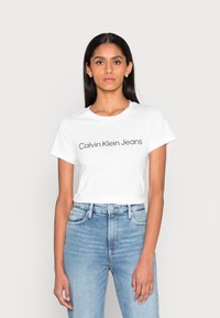 Calvin Klein Jeans INSTITUTIONAL LOGO 2 PACK - T-shirt estampada - bright white/silver sky