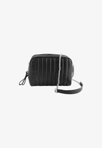 Seleccionado, black