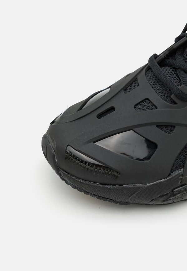 SOLAR GLIDE - Road running shoes2