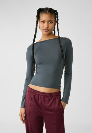 WITH BOAT NECK  - Long sleeved top - grey