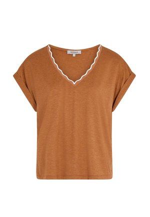 Chemise à manches courtes de couleur rouille avec des revers retroussés et une bordure blanche festonnée le long du col en V.