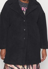 Even&Odd Curvy Cappotto classico - black