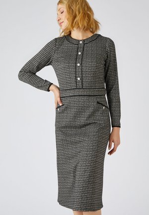 Damart, JACQUARD CON DETALLES LISOS - Robe pull - Black Graphqiue