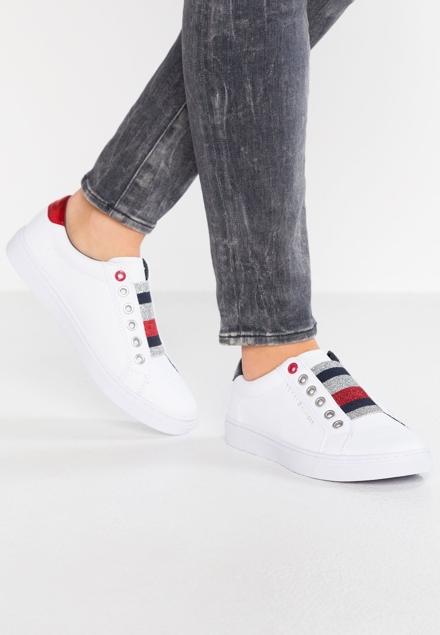 tommy hilfiger elastic essential