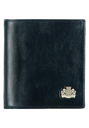 Zwarte leren bi-fold portemonnee met een klein zilveren embleem met twee leeuwen en het woord "Wittchen" op de rechterbenedenhoek van de voorkant.