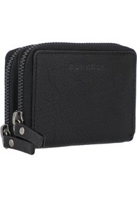 Zwarte lederen portemonnee met een gestructureerde afwerking, voorzien van twee ritscompartimenten en een klein hengsel met zilverkleurige hardware.