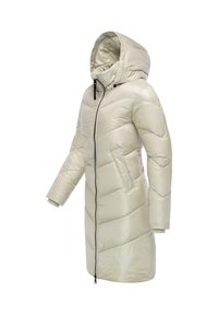 Lys beige, lang dunjakke med en gloss finish, hette, frontglidelås og chevron-quiltemønster; har sidelommer og ribbede mansjetter.