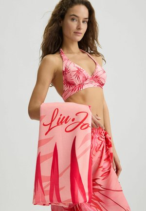 Beach towel - pink