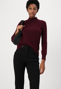 LIU JO PANT FIT AND FLARE - Kalhoty - nero