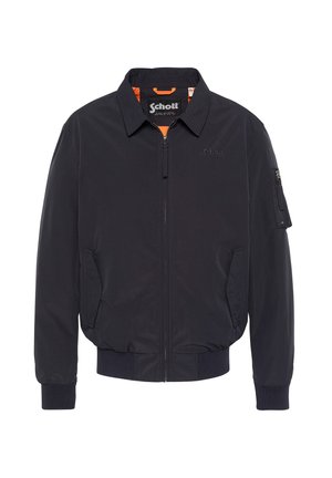 Czarna bomberka na suwak z kołnierzem, bocznymi kieszeniami, ściągaczami na rękawach i dole oraz małą kieszonką na suwak na lewym rękawie.