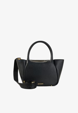 Borsa a mano in pelle nera con design strutturato, manici superiori e tracolla rimovibile. Presenta una cerniera dorata e un accento logo vicino alla base.