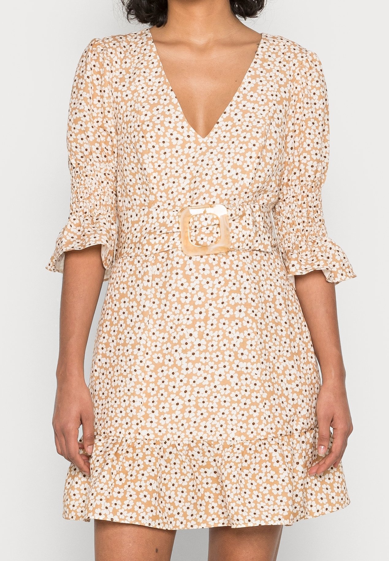 Forever New Jurk beige (Pre-owned)