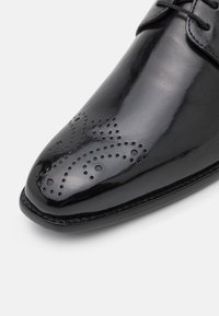 Melvin & Hamilton DYLAN 1 - Stringate - black