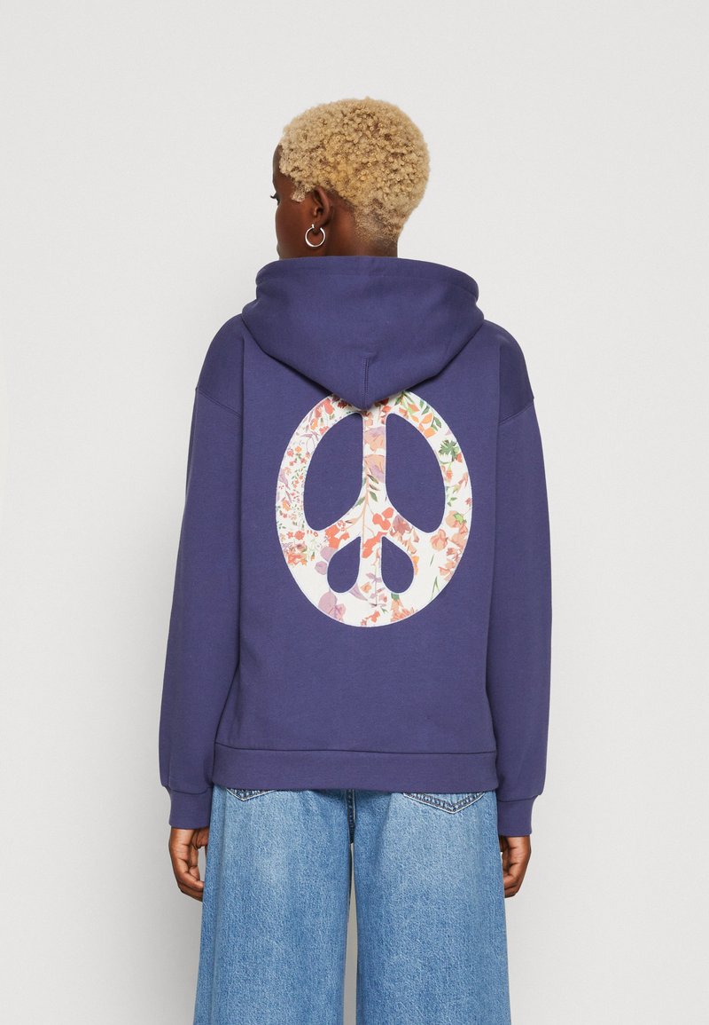 Levi's® - GRAPHIC SALINAS HOODIE - Mikina s kapucí - dark blue, Zvětšit