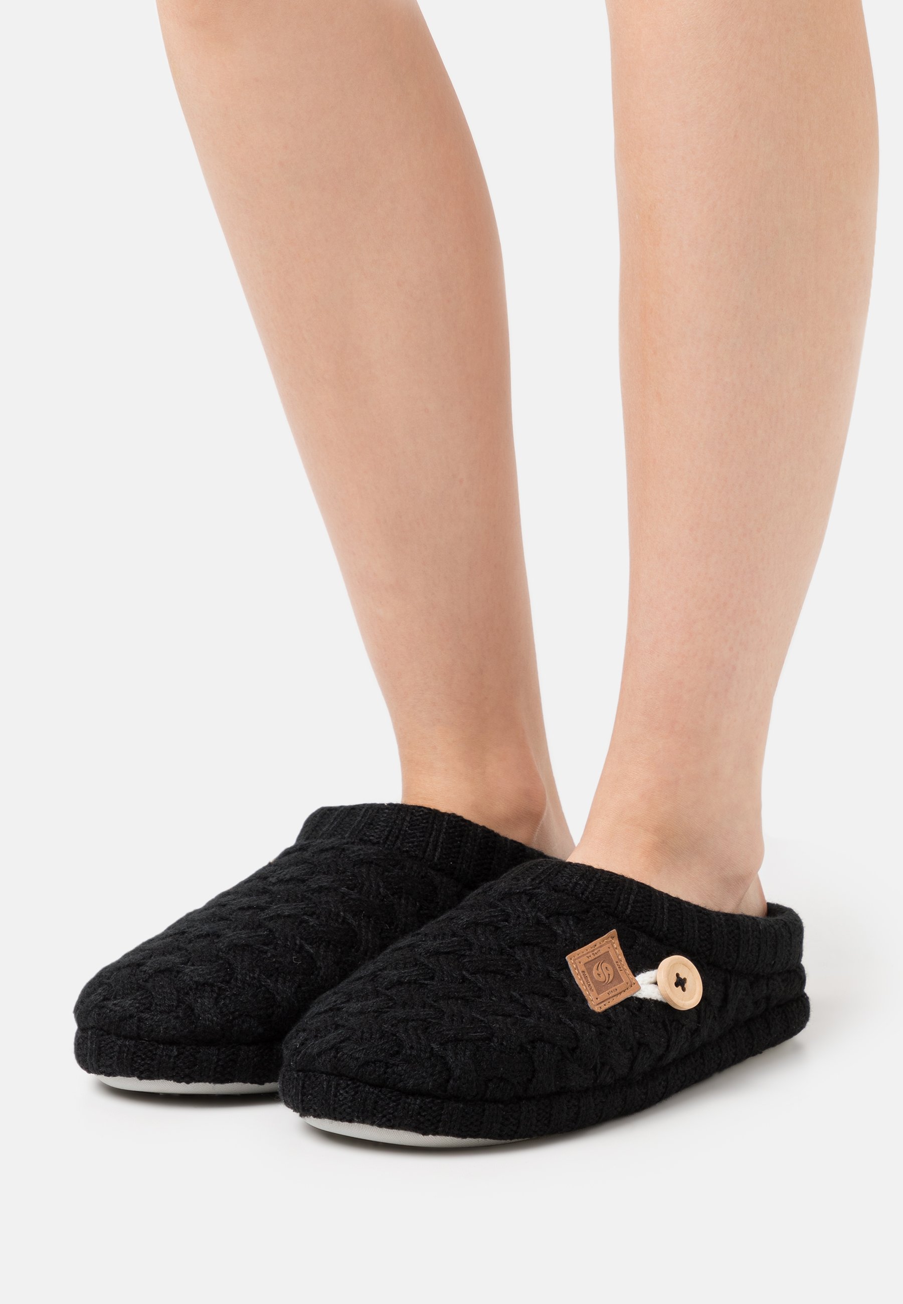 dockers slippers