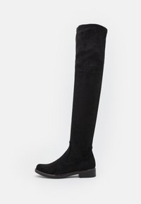 Över-knäet svarta stövlar i mjuk konstläder, med en elegant silhuett, minimal sömnad och en låg klack.