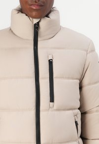 TOM TAILOR SPORTY PUFFER - Vinterjakke - light cashmere