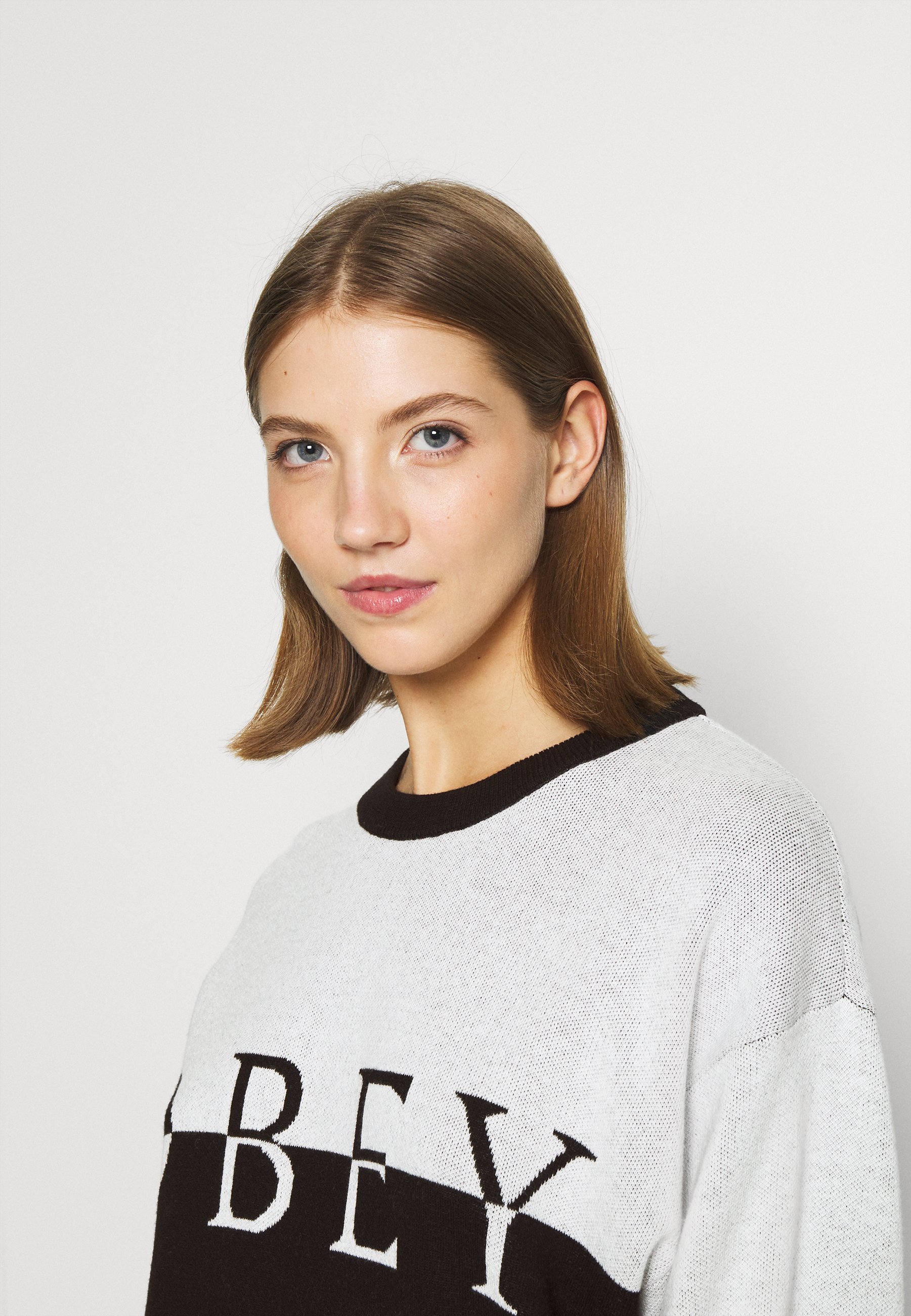 Obey Clothing LEFT BANK CREW Trui creamblackZwart Obey Clothing LEFT BANK CREW Trui creamblackZwart