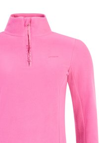 Pull polaire rose avec une courte fermeture éclair et un col haut, avec le nom de la marque "protest" à l'avant, près de la fermeture éclair et de la poitrine.