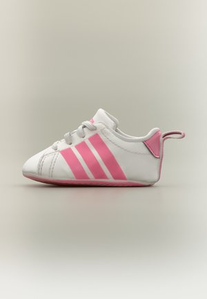 adidas Performance, GRAND COURT CRIB UNISEX - Prvé topánky - bliss pink/white
