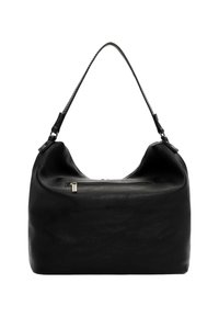 Zwarte leren handtas met brede band, voorvak met ritssluiting en een zachte, afgeronde rechthoekige vorm.