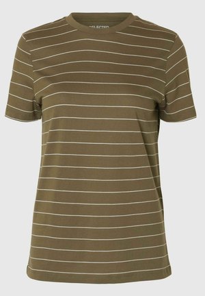 Olijfgroene t-shirt met witte horizontale strepen, ronde halslijn, korte mouwen en een gladde katoenmix textuur.