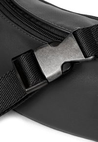Eastpak SPRINGER - Bæltetasker - blackauthleathr