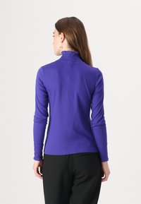 Marc Cain Long sleeved top - bright violet
