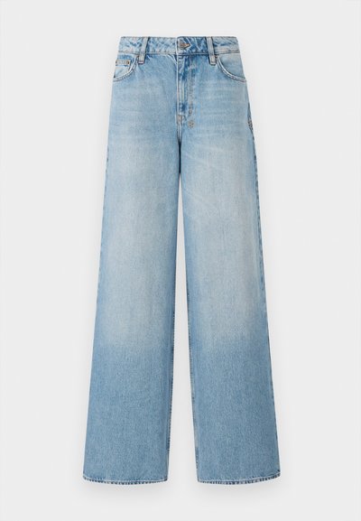 Gai zils platās kājas džinsi ar augstu jostasvietu, ar izbalējumu uz kājām, jostas cilpām un tradicionālu metāla pogu un rāvējslēdzēju.