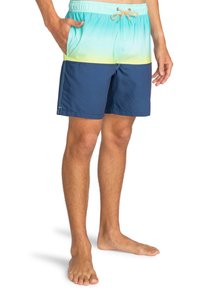 Blauwe en aqua gradient zwembroek met een elastische tailleband, trekkoord, zijzakken en een effen marineblauwe onderkant.